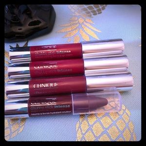 4 Brand New Clinique Chubby Sticks for lips